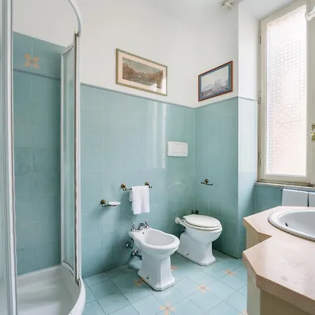 Casa Tudor, Charmy Eccentric Flat In Piccola Londra 10 Min From Center Apartment Rome