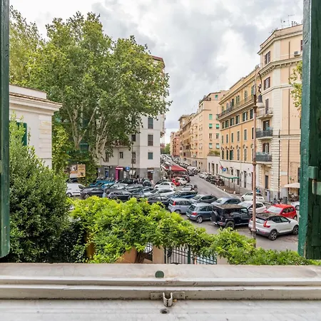 Apartment Casa Tudor, Charmy Eccentric Flat In Piccola Londra 10 Min From Center