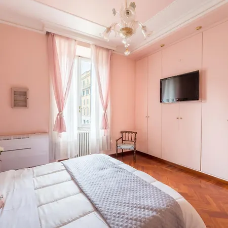 Daire Casa Tudor, Charmy Eccentric Flat In Piccola Londra 10 Min From Center