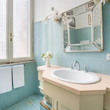 Casa Tudor, Charmy Eccentric Flat In Piccola Londra 10 Min From Center