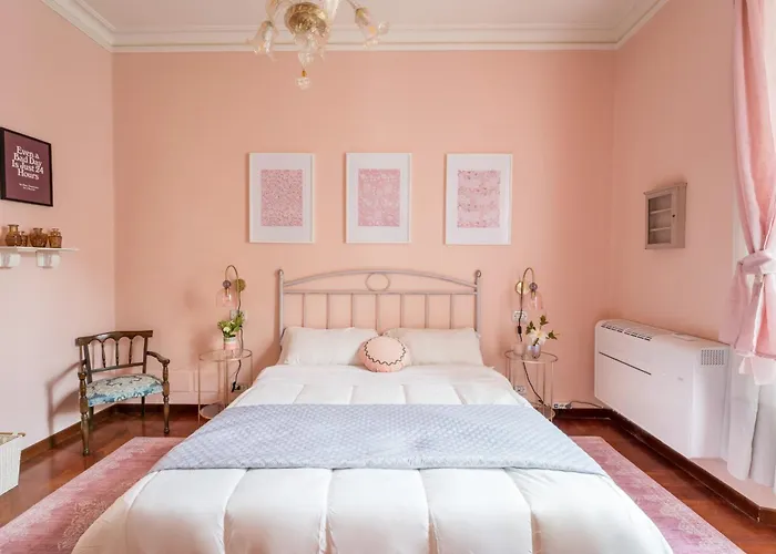 Casa Tudor, Charmy Eccentric Flat In Piccola Londra 10 Min From Center Rom